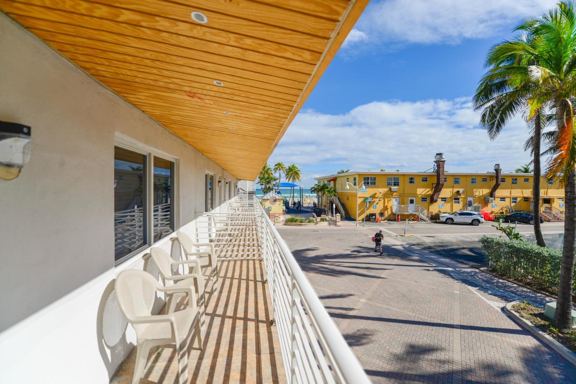 Fantastic Studio At The Beach With Parking&Pool - M43 Hollywood Exteriér fotografie